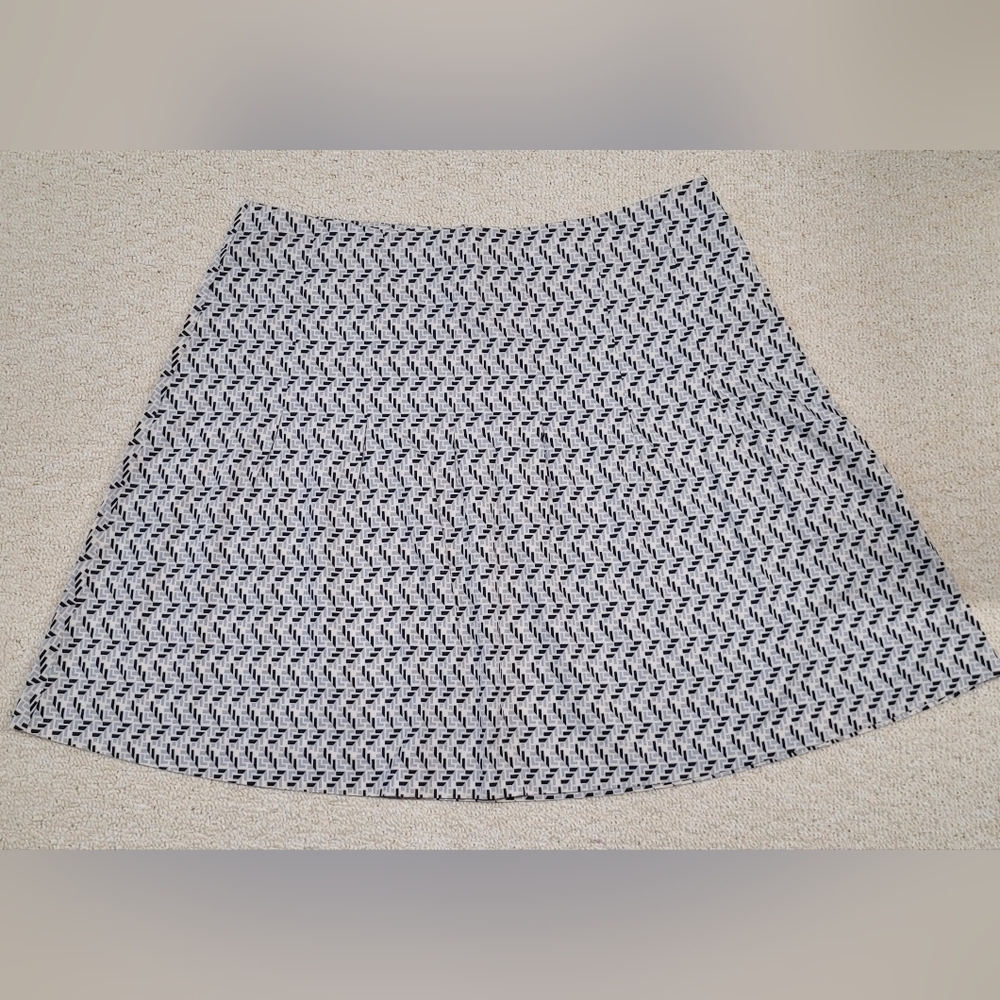 Old Navy 14 A Line Skirt 100% Cotton Just Below Waist Side Zipper Like New